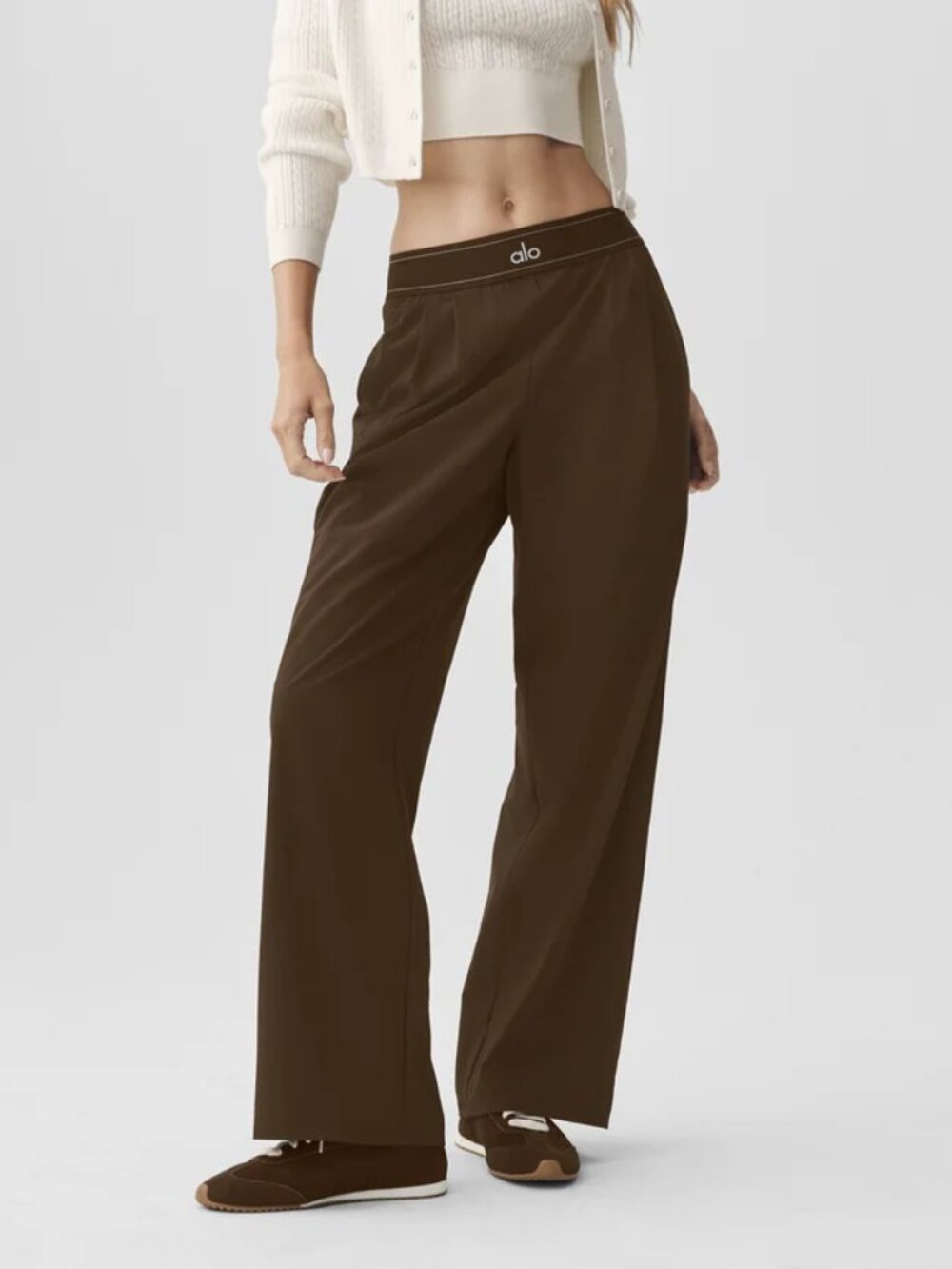 πNWT ALO Yoga Suit Up Pants π Espresso Brown XS | Regular 30β - Picture 1 of 9